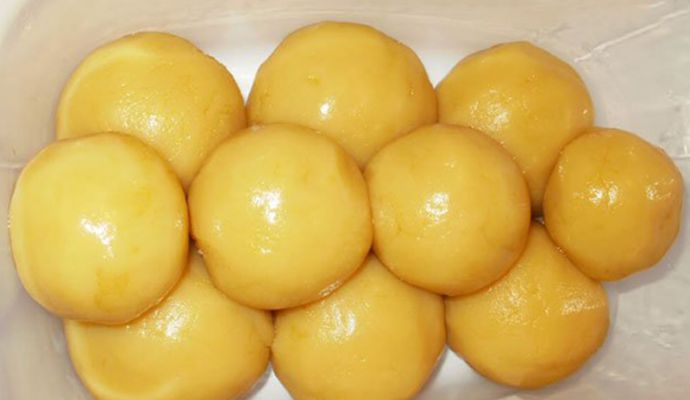 Fulling of moon cake of all types (green bean filling)